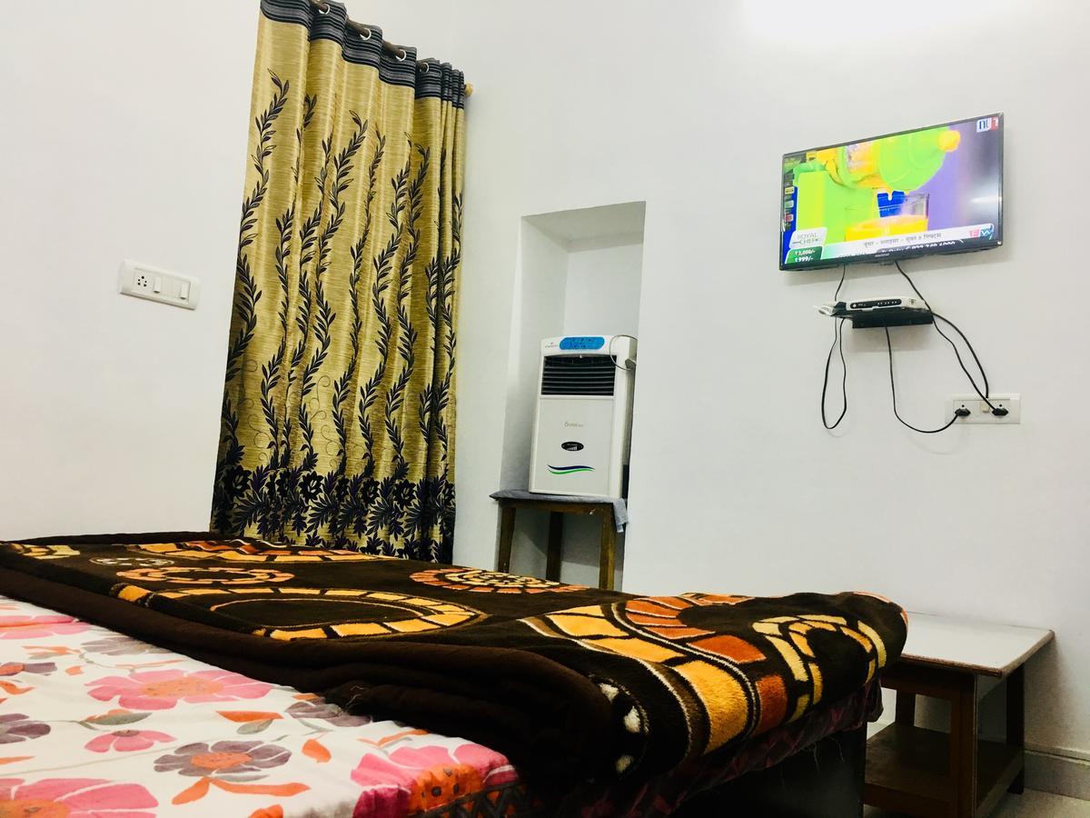 Hotel Heritage Sanyam Nahan Exterior photo