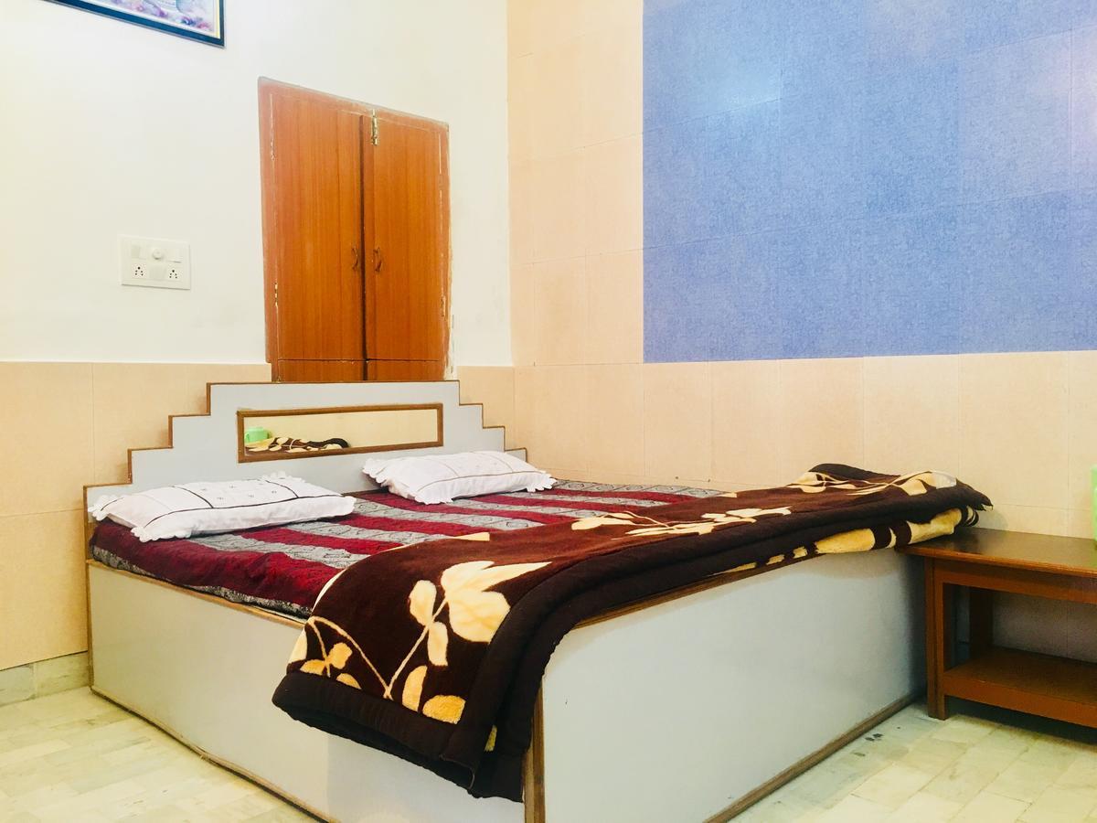 Hotel Heritage Sanyam Nahan Exterior photo