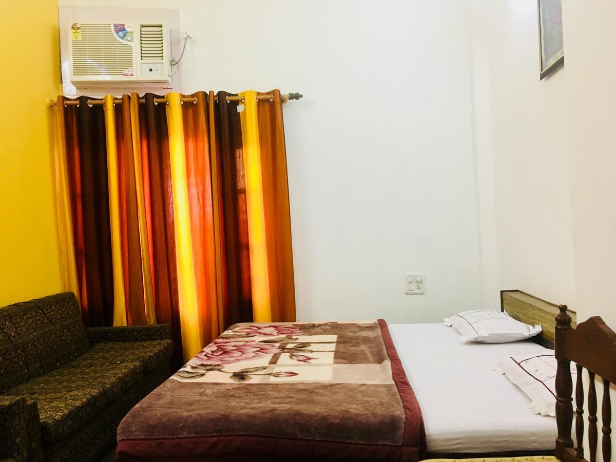 Hotel Heritage Sanyam Nahan Exterior photo